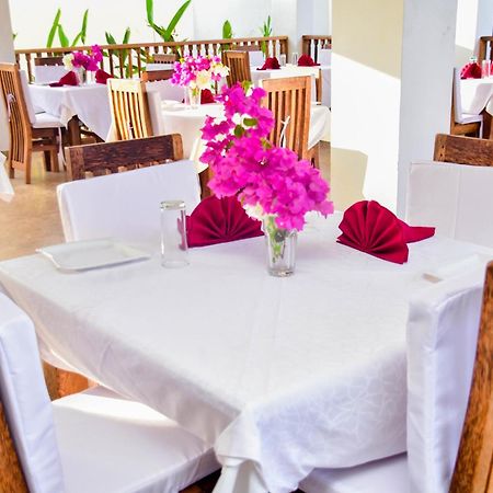 Zanoceanique Hotel Матемве Экстерьер фото